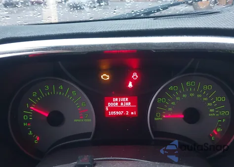 2010 Ford Explorer Limited z USA, uszkodzony, nr VIN 1FMEU7F83AUB16105